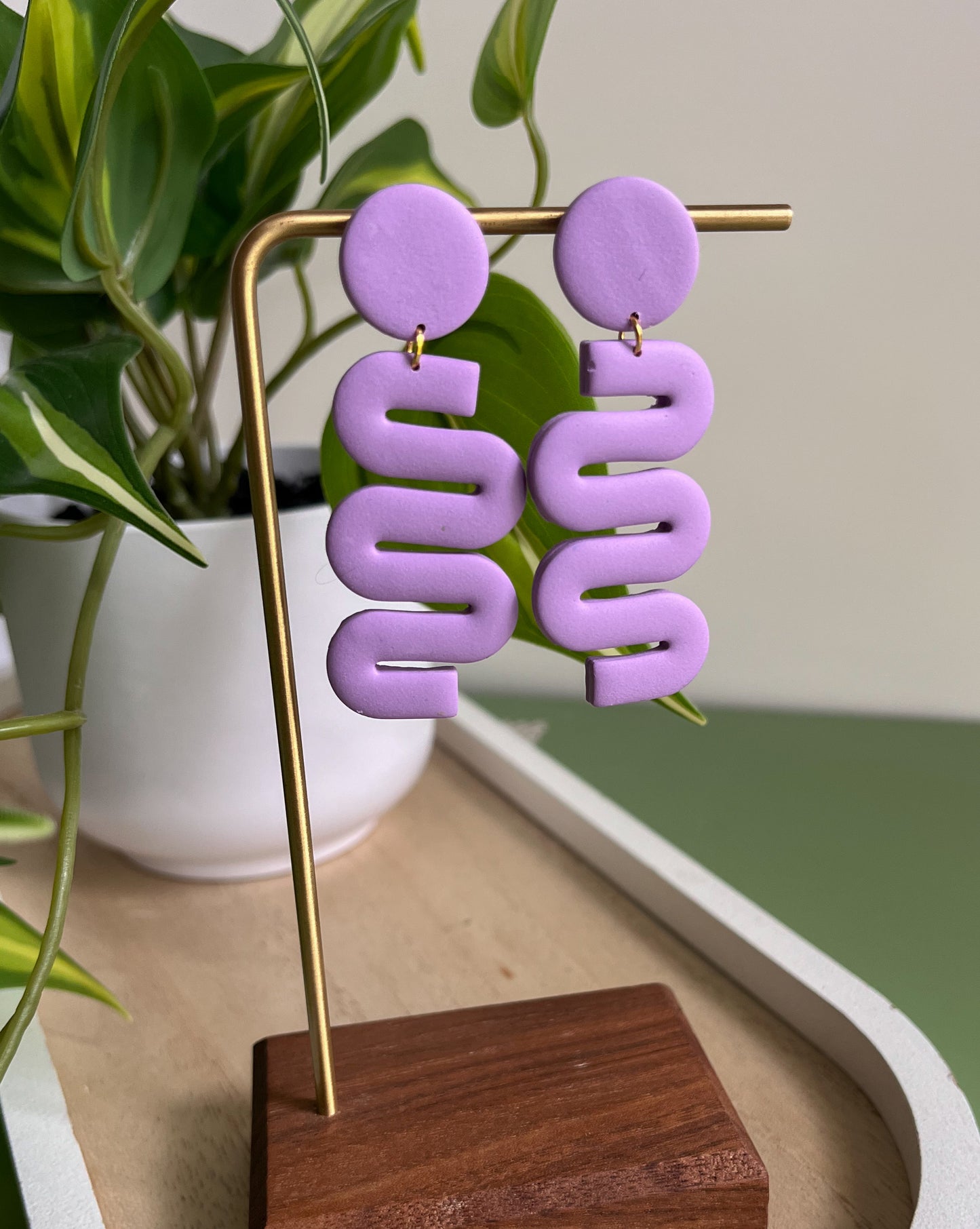 Squiggle Dangle