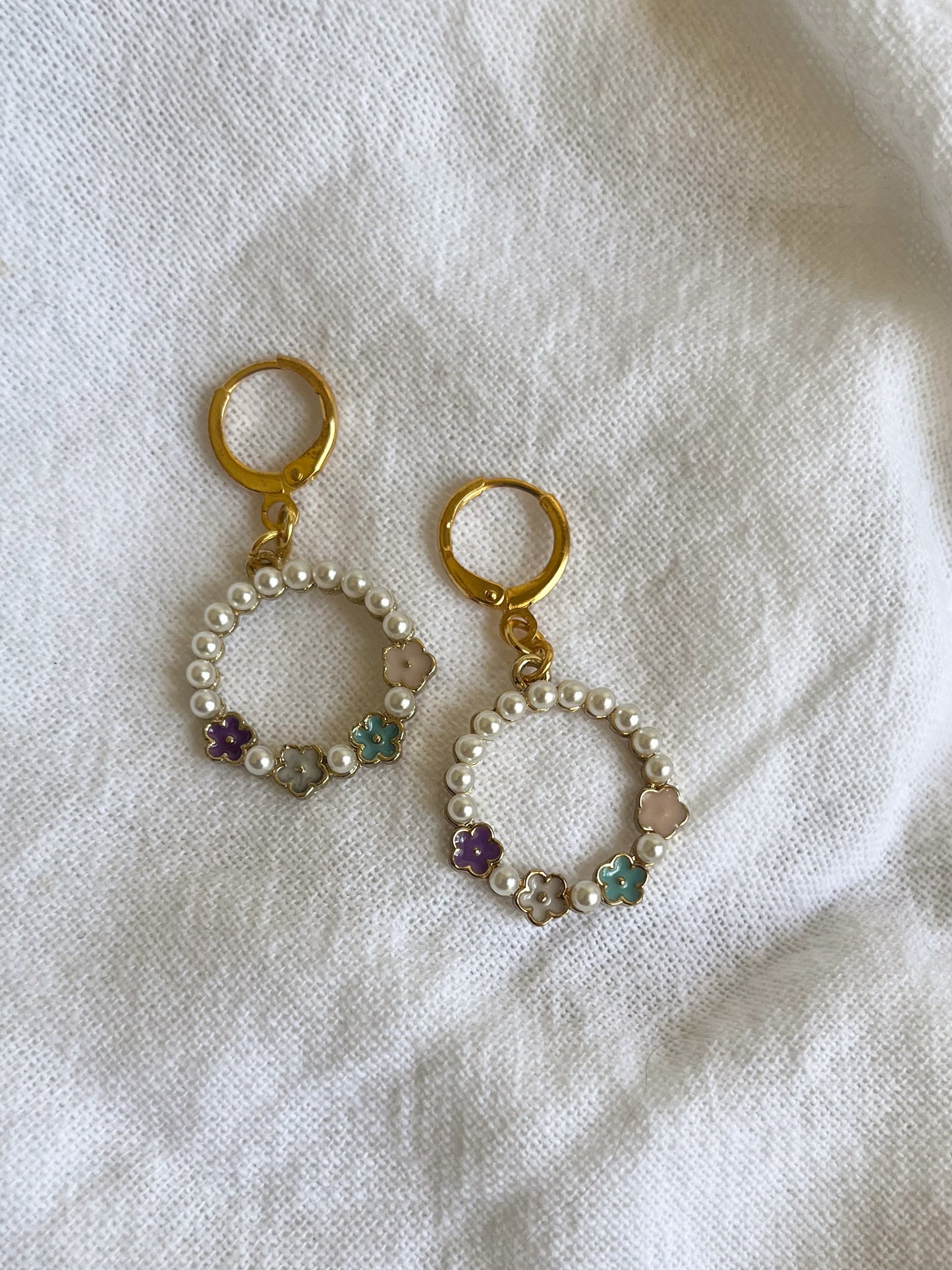 Pearl Flower Charm