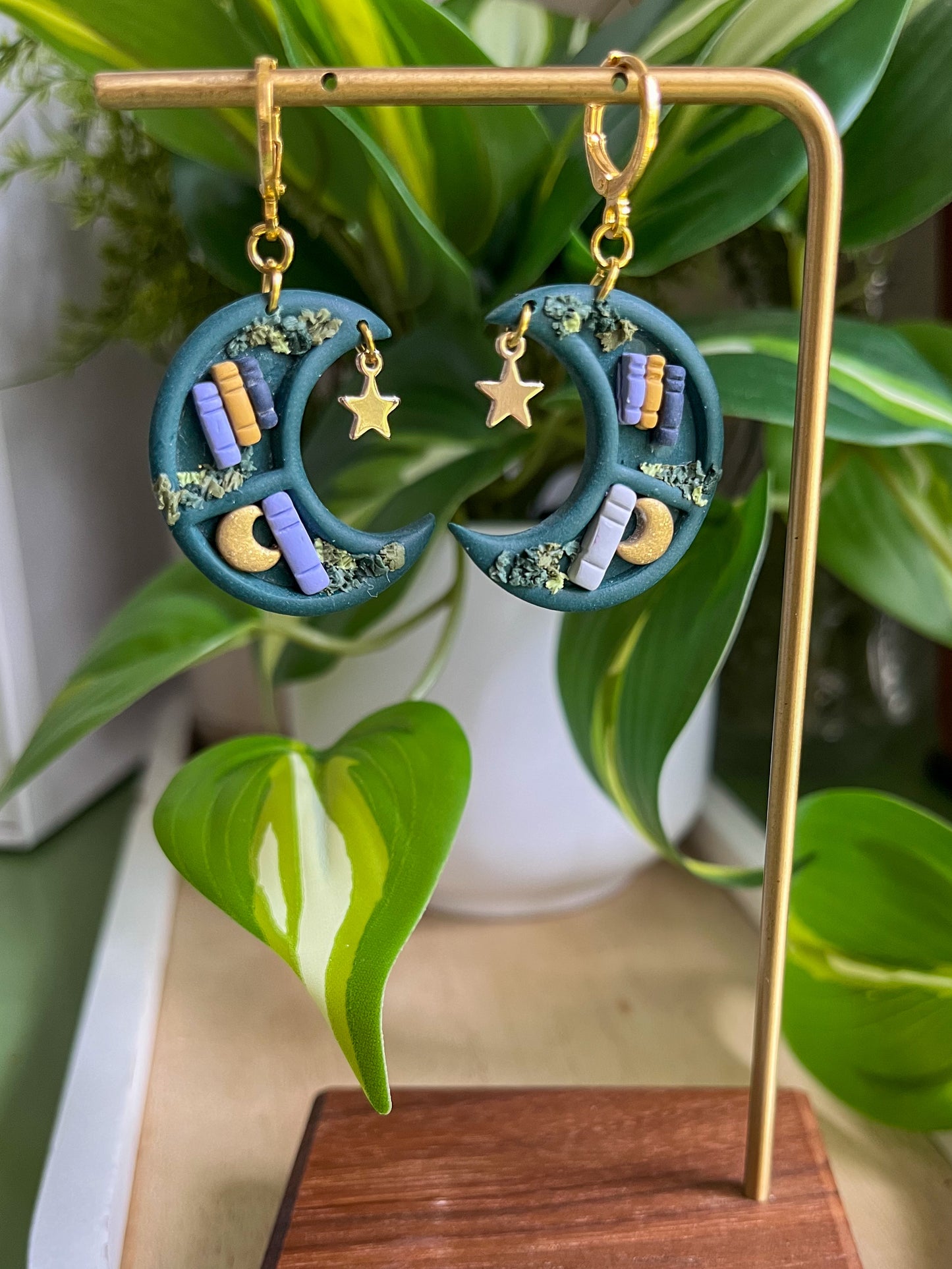 Crescent Moon Bookshelf - Teal