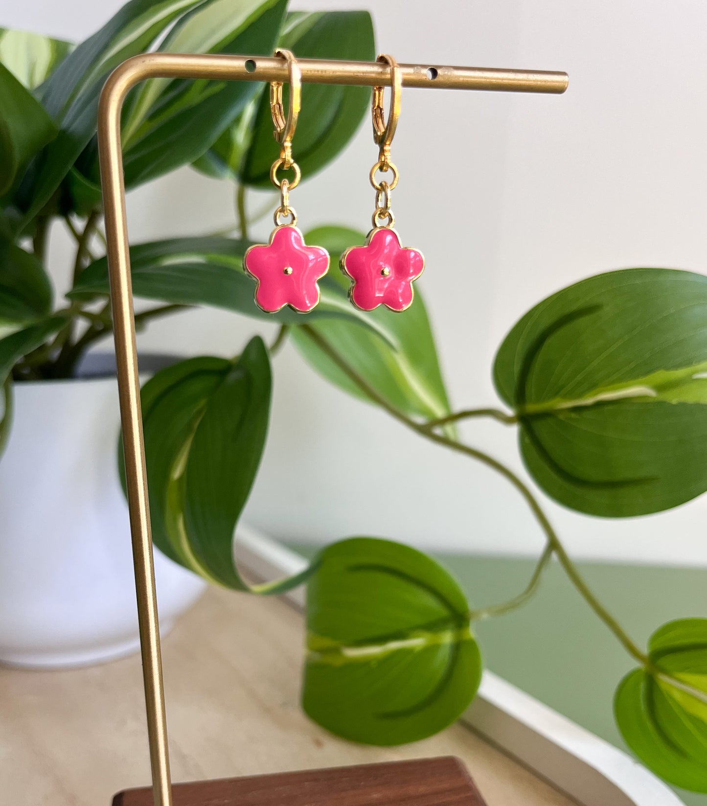 Chunky Flower Charm