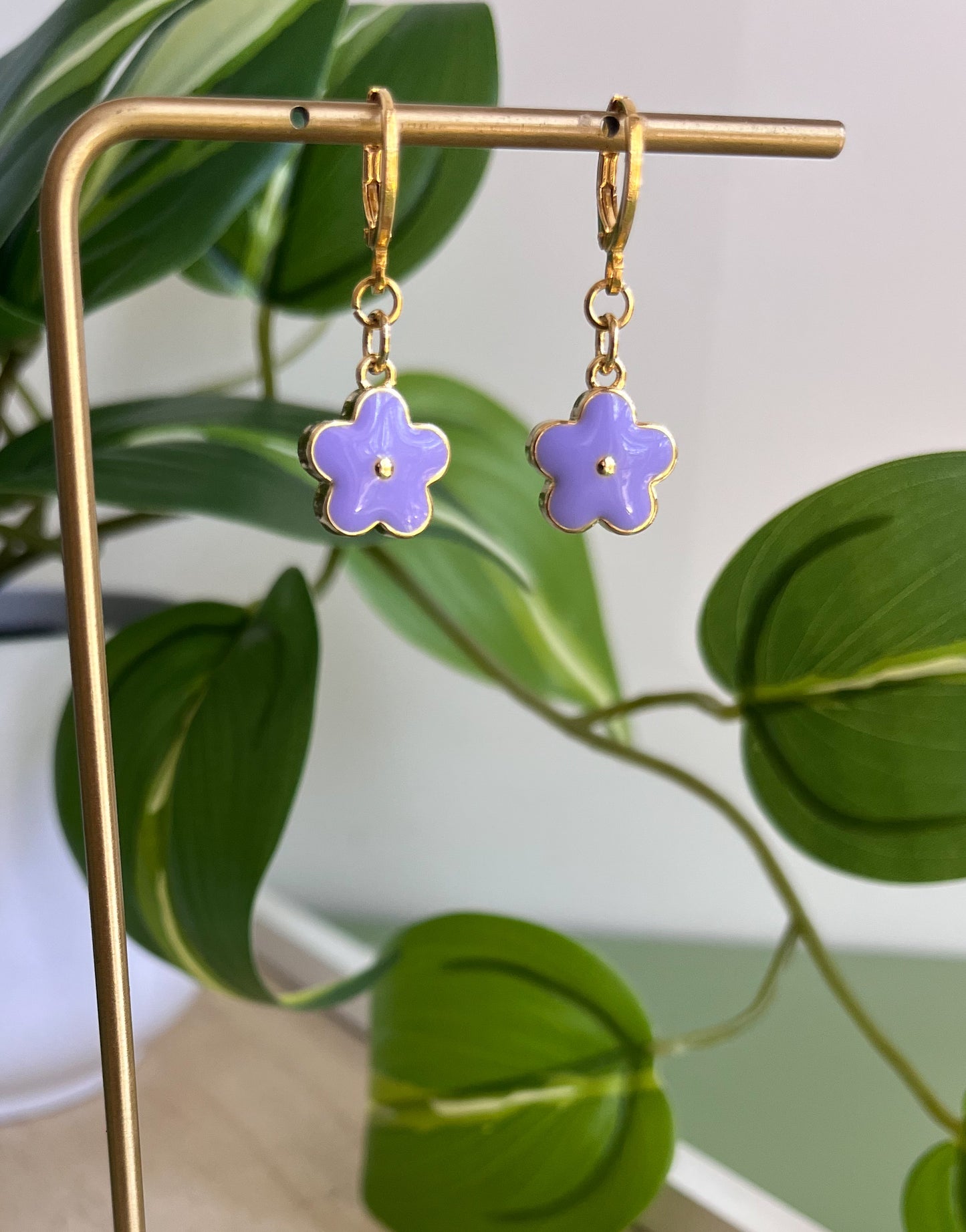 Chunky Flower Charm