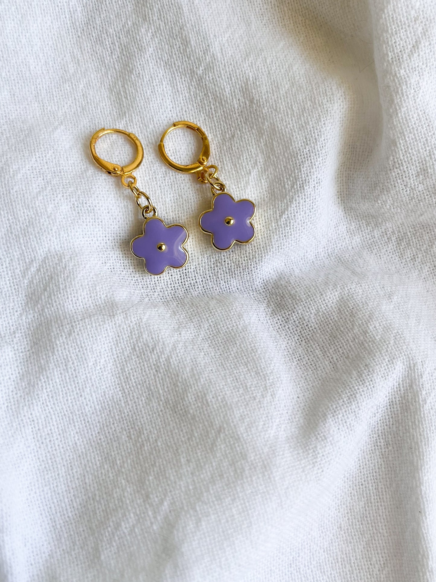Chunky Flower Charm